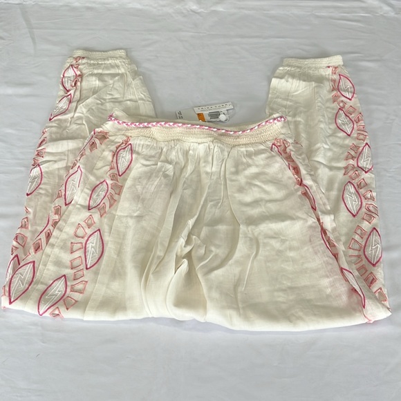 TRINA TURK Lahaina Jogger Cover-up Pants Embroidered Pink Size S NWT - Picture 10 of 12